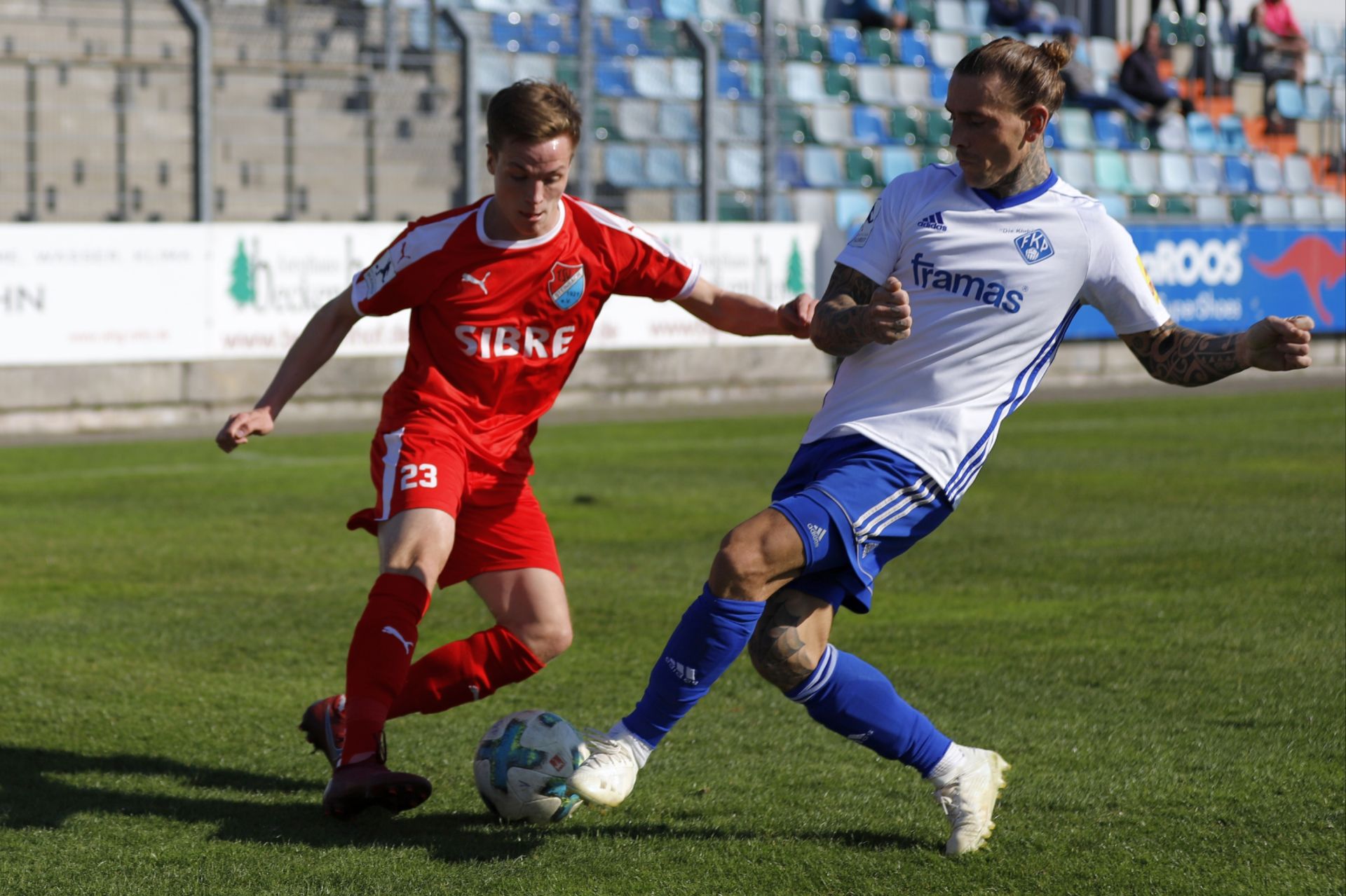 Moritz Hannappel vom TSV Steinbach Haiger im Spiel gegen den FK Pirmasens