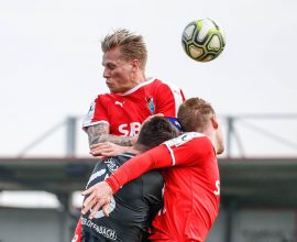 Timo Kunert vom TSV Steinbach Haiger im Spiel gegen Kickers Offenbach