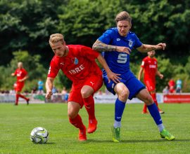 Philipp Hanke vom TSV Steinbach Haiger im Spiel gegen den Bonner SC